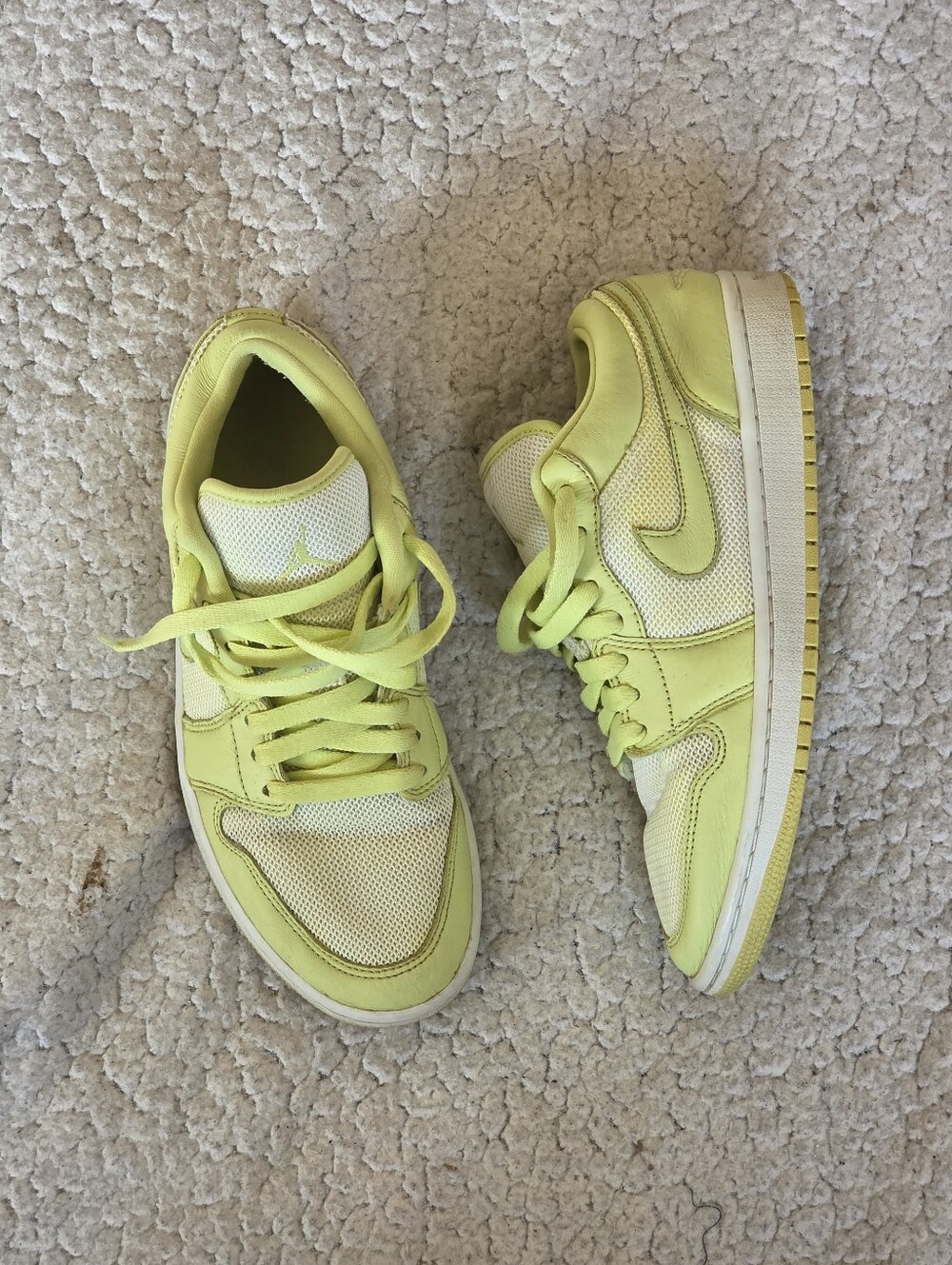 Nike Air Jordan 1 Low SE Limelight Womens Size 9 Sneakers Green White DH9619-103